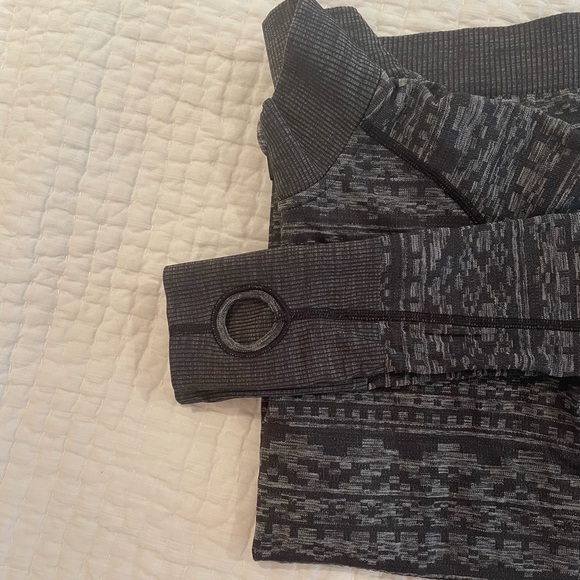 Lululemon Rest Less Half Zip - Picture 6 of 10